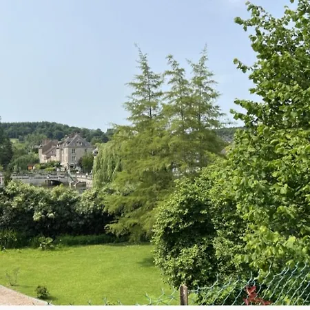 Le De La Roche Feriehus *
